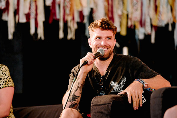 joel-dommett