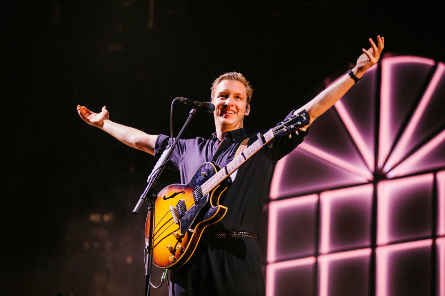 photo of george ezra headlining latitude in 2019.