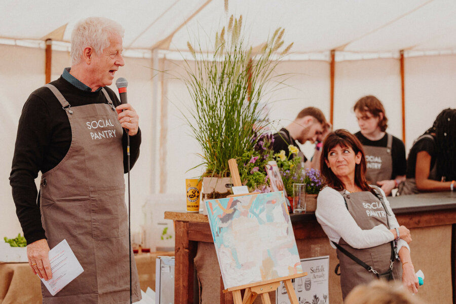 richard curtis and emma freud hosting the guest chef