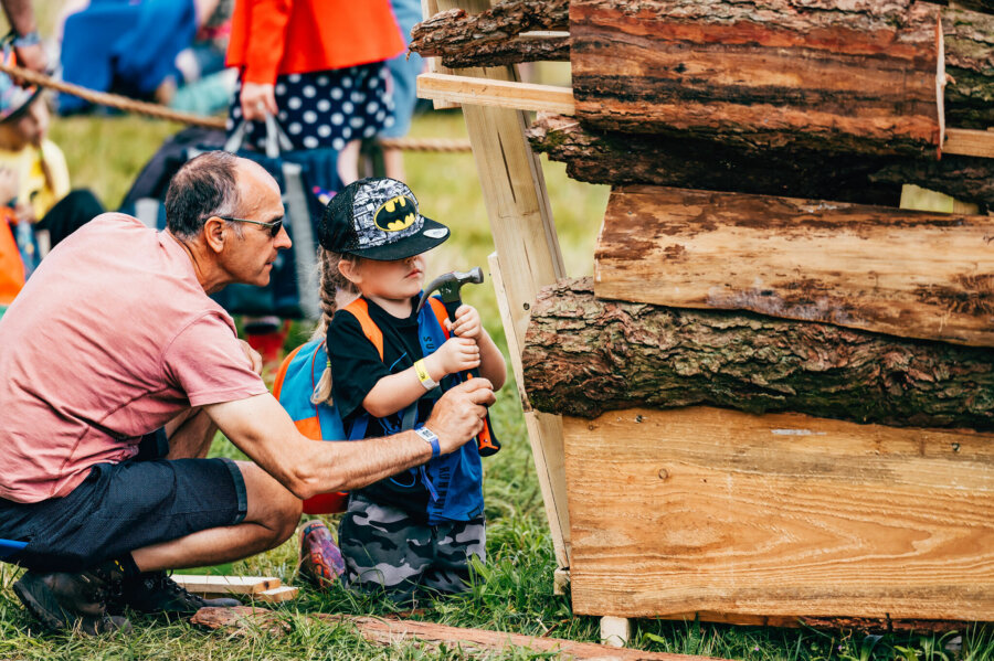 child building greenpeace ship