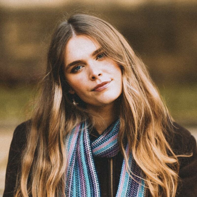 Profile image for Lottie Gray