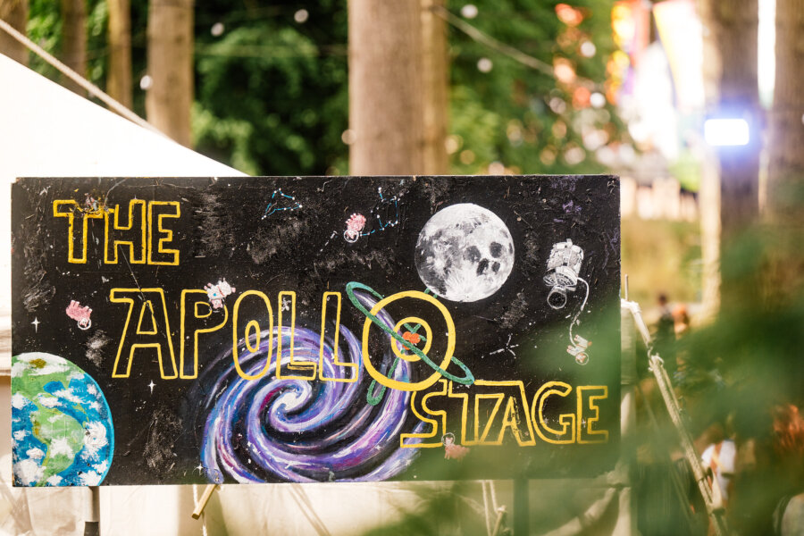 the apollo stage sign